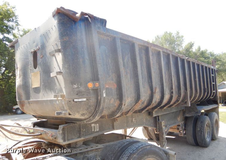 image for item GH9548 1986 Fruehauf LDX-F2-22-7DB5-24 end dump trailer