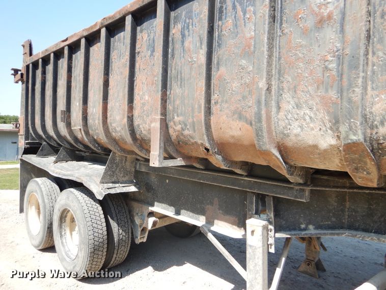 image for item GH9548 1986 Fruehauf LDX-F2-22-7DB5-24 end dump trailer