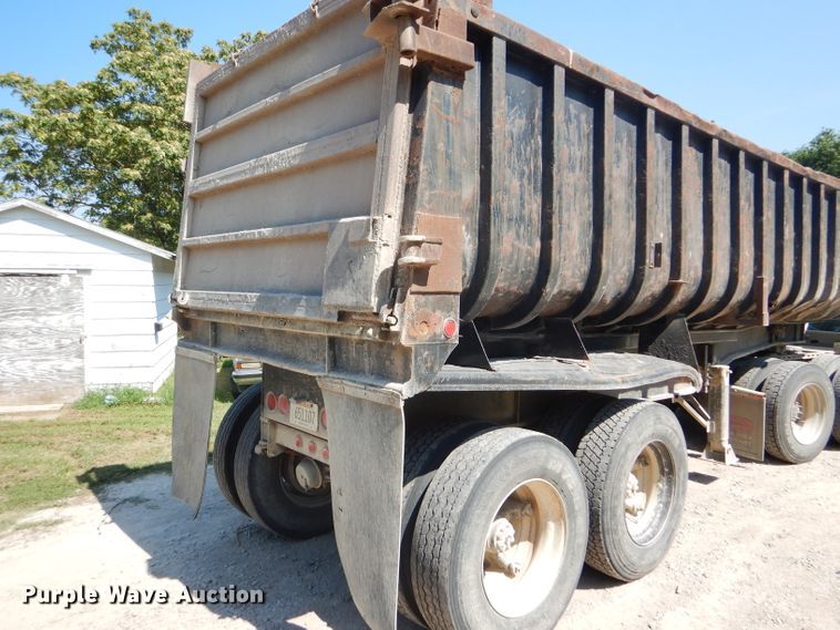 image for item GH9548 1986 Fruehauf LDX-F2-22-7DB5-24 end dump trailer