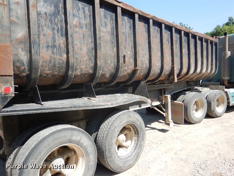 image for item GH9548 1986 Fruehauf LDX-F2-22-7DB5-24 end dump trailer