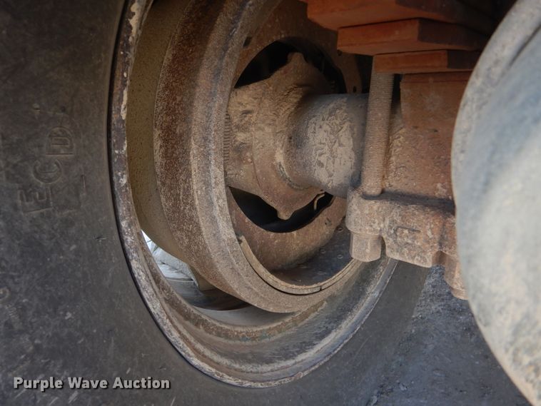 image for item GH9548 1986 Fruehauf LDX-F2-22-7DB5-24 end dump trailer