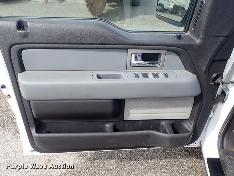 image for item DE1038 2011 Ford F150 SuperCrew pickup truck