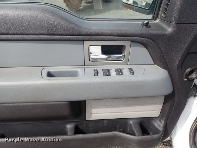 image for item DE1038 2011 Ford F150 SuperCrew pickup truck