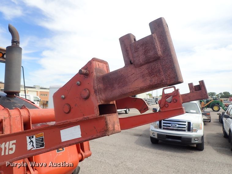 image for item DE1040 2007 Ditch Witch RT95 trencher