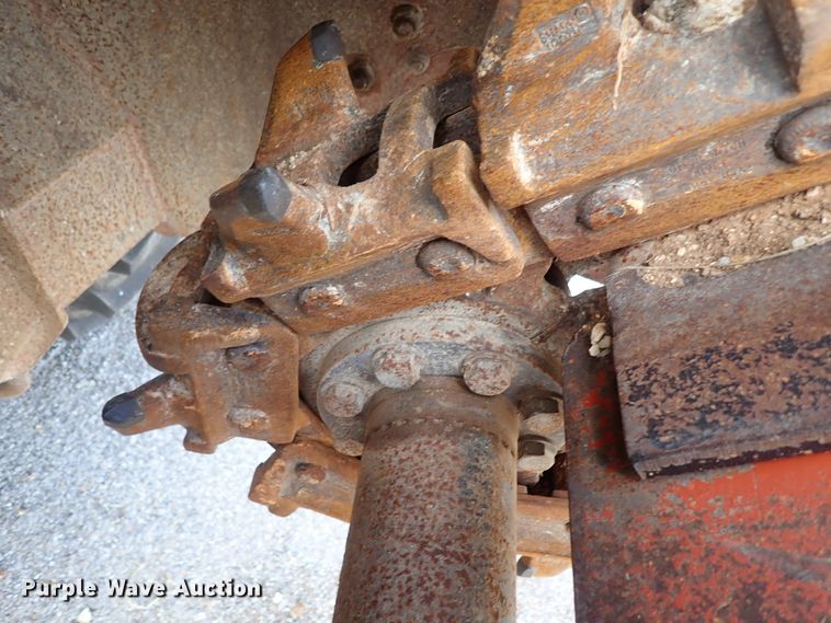 image for item DE1040 2007 Ditch Witch RT95 trencher