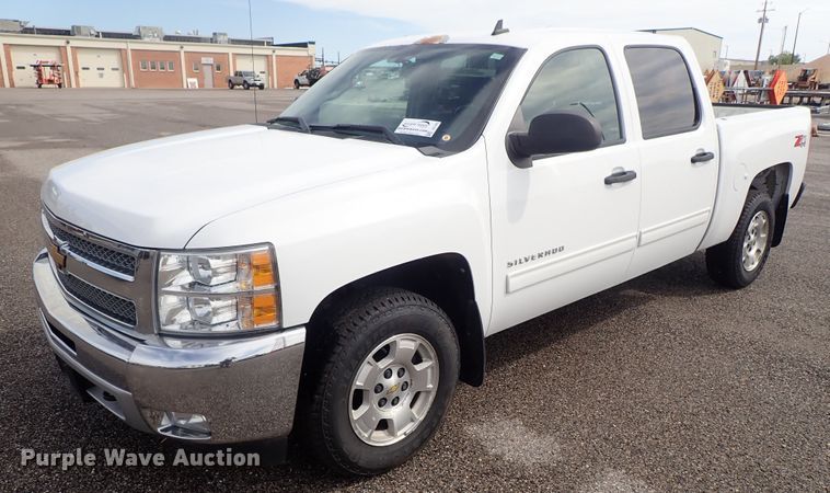 image for item DE1042 2012 Chevrolet Silverado 1500 Crew Cab pickup truck