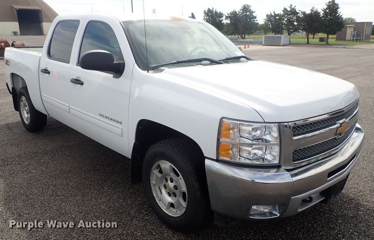 image for item DE1042 2012 Chevrolet Silverado 1500 Crew Cab pickup truck