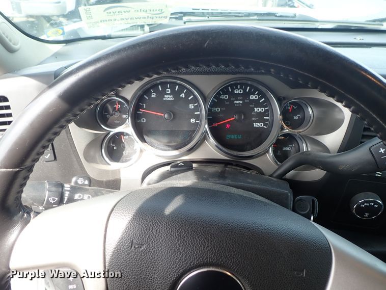 image for item DE1042 2012 Chevrolet Silverado 1500 Crew Cab pickup truck