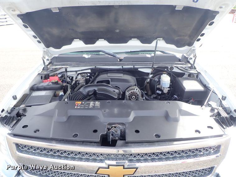 image for item DE1042 2012 Chevrolet Silverado 1500 Crew Cab pickup truck