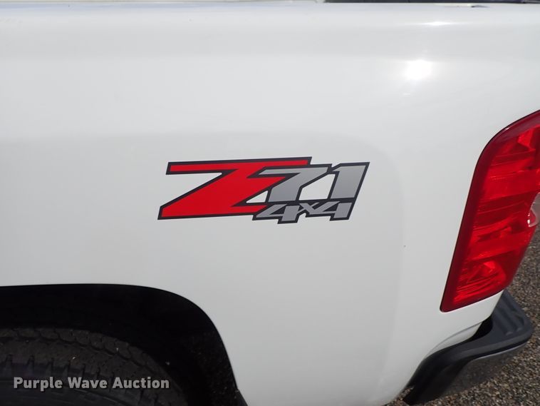 image for item DE1042 2012 Chevrolet Silverado 1500 Crew Cab pickup truck