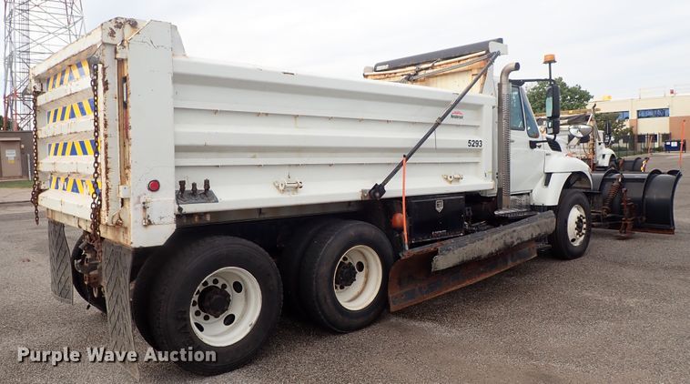 image for item DE1043 2010 International WorkStar 7500 dump truck