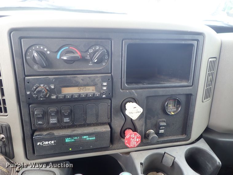 image for item DE1043 2010 International WorkStar 7500 dump truck