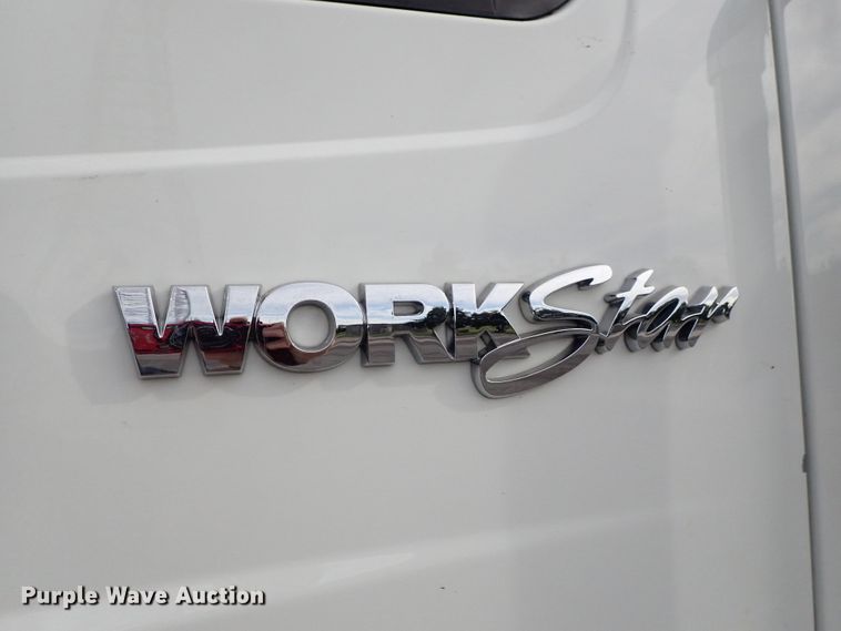 image for item DE1043 2010 International WorkStar 7500 dump truck