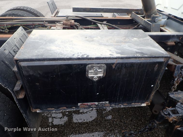 image for item DE1043 2010 International WorkStar 7500 dump truck