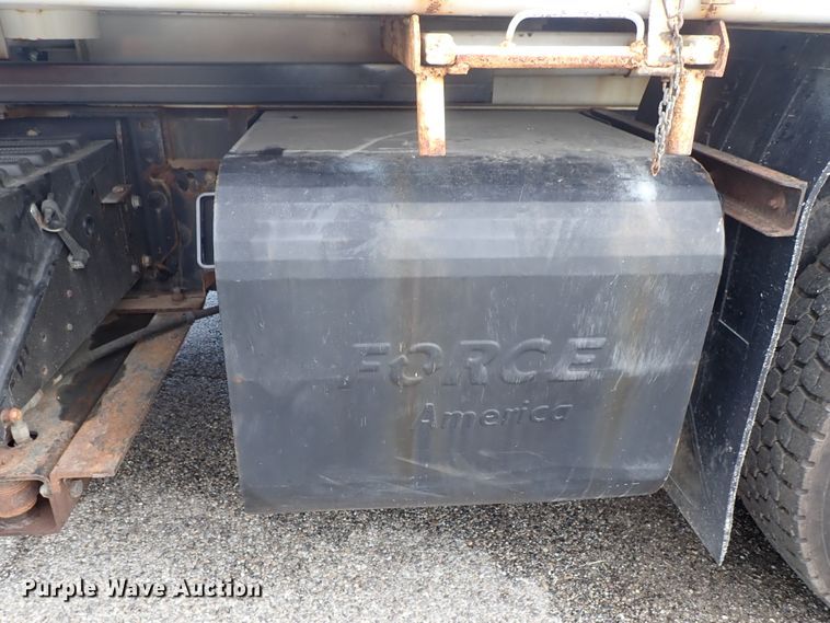 image for item DE1043 2010 International WorkStar 7500 dump truck