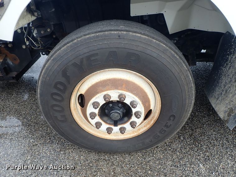 image for item DE1043 2010 International WorkStar 7500 dump truck