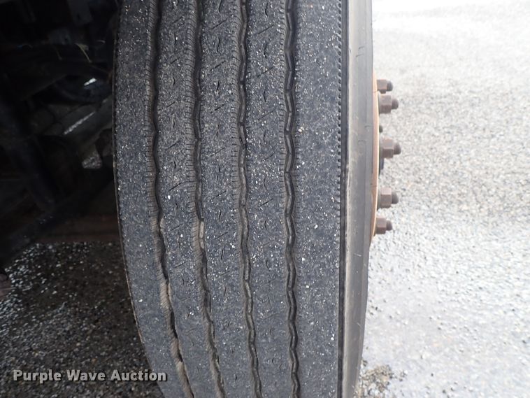 image for item DE1043 2010 International WorkStar 7500 dump truck