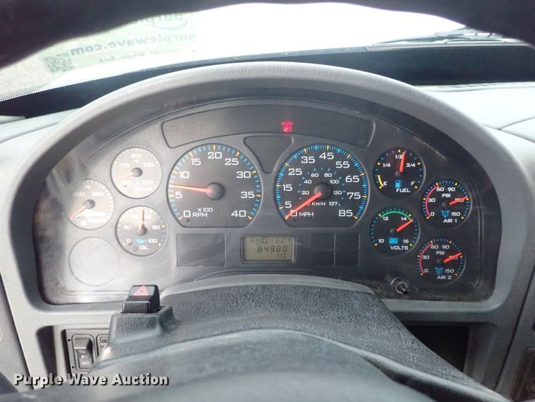 image for item DE1044 2007 International 7400 dump truck