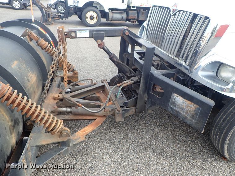 image for item DE1044 2007 International 7400 dump truck