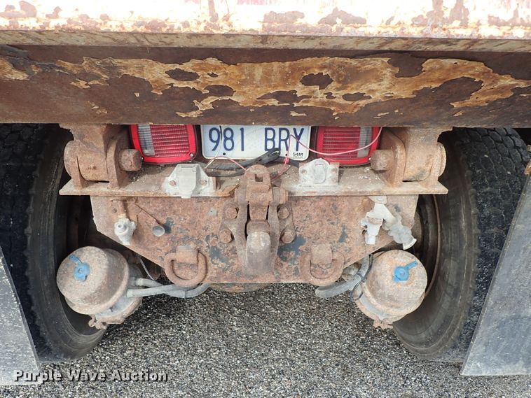 image for item DE1044 2007 International 7400 dump truck