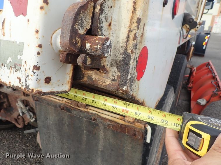 image for item DE1044 2007 International 7400 dump truck