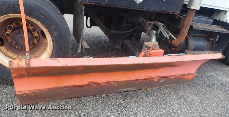 image for item DE1044 2007 International 7400 dump truck