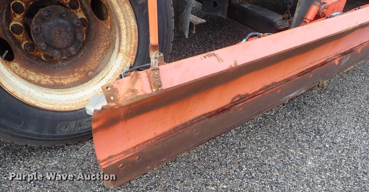 image for item DE1044 2007 International 7400 dump truck