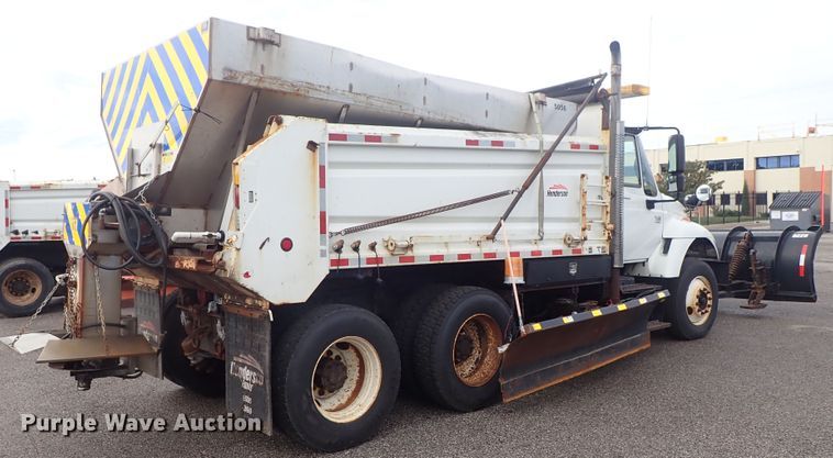 image for item DE1045 2007 International 7400 dump truck