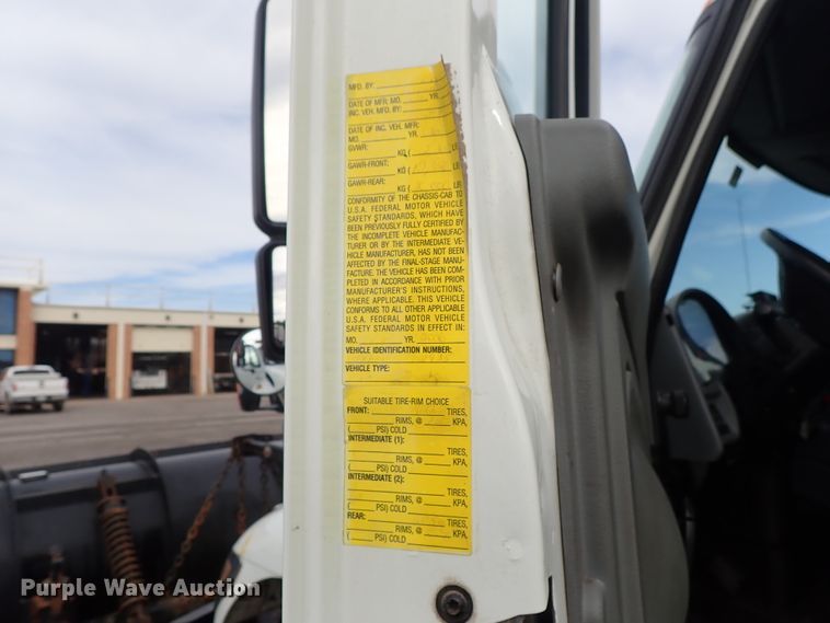 image for item DE1045 2007 International 7400 dump truck