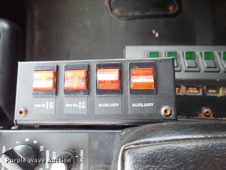 image for item DE1045 2007 International 7400 dump truck