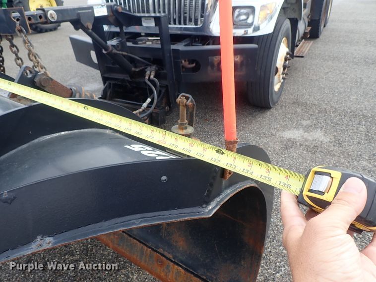 image for item DE1045 2007 International 7400 dump truck