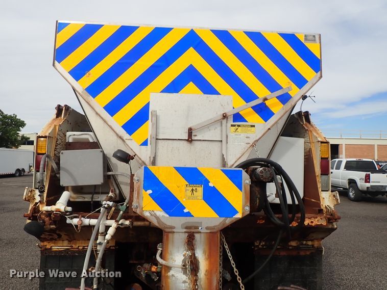 image for item DE1045 2007 International 7400 dump truck