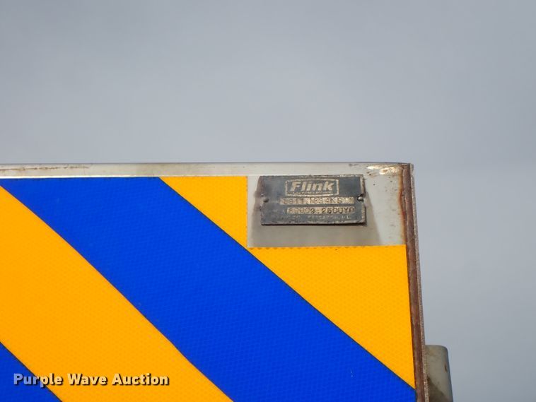 image for item DE1045 2007 International 7400 dump truck