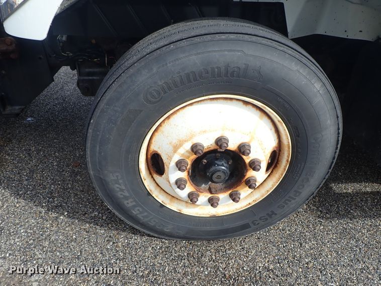 image for item DE1045 2007 International 7400 dump truck