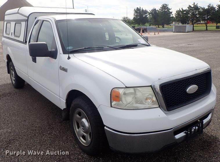 image for item DE1047 2007 Ford F150 pickup truck