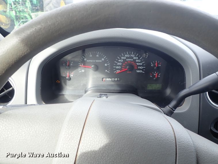 image for item DE1047 2007 Ford F150 pickup truck