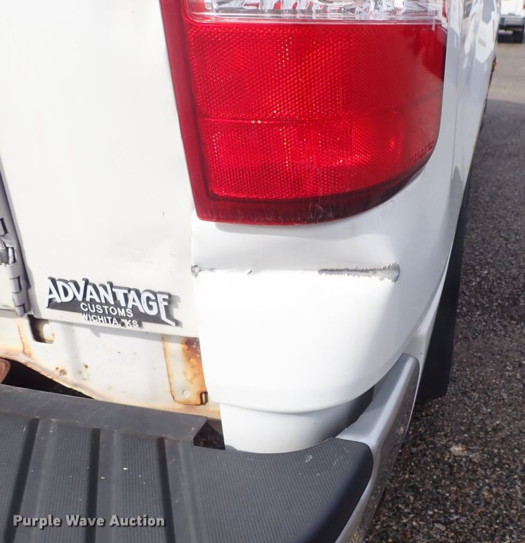 image for item DE1047 2007 Ford F150 pickup truck