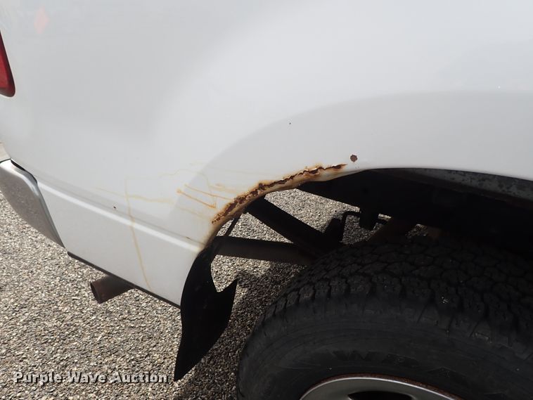 image for item DE1047 2007 Ford F150 pickup truck