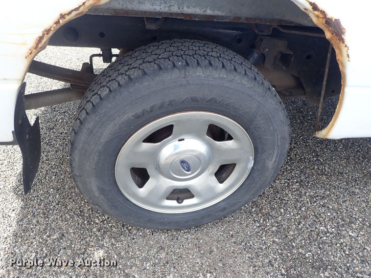 image for item DE1047 2007 Ford F150 pickup truck