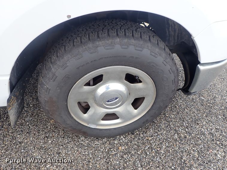 image for item DE1047 2007 Ford F150 pickup truck