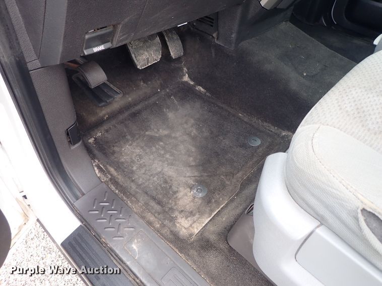 image for item DE1048 2013 Ford F150 pickup truck