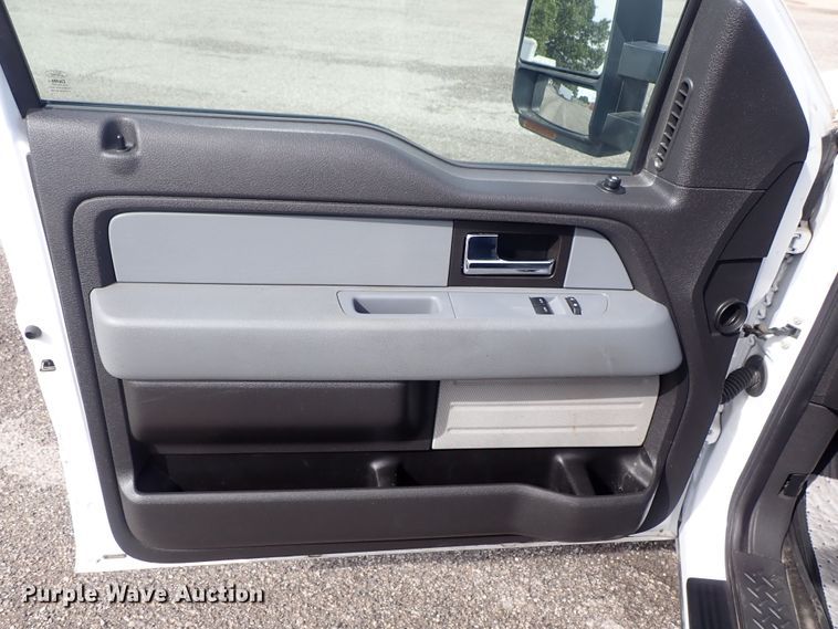 image for item DE1049 2014 Ford F150 pickup truck