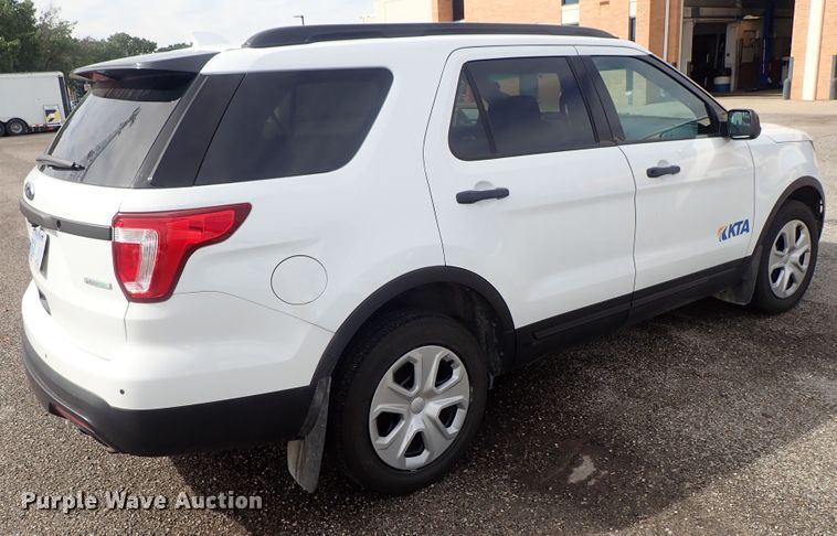 image for item DE1050 2016 Ford Explorer Police SUV