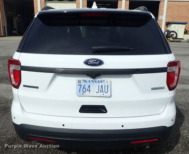 image for item DE1050 2016 Ford Explorer Police SUV