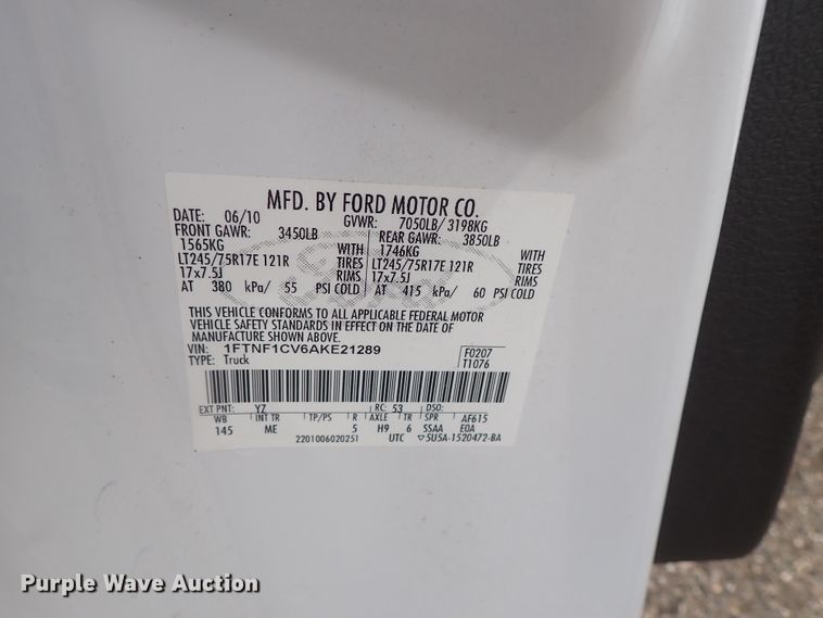 image for item DE1051 2010 Ford F150 pickup truck