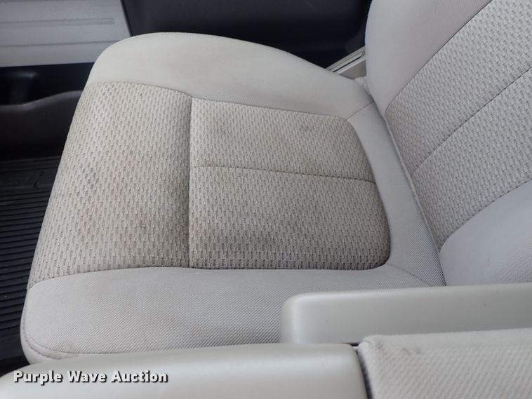 image for item DE1051 2010 Ford F150 pickup truck