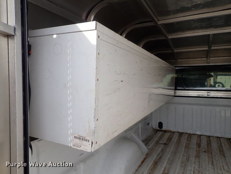 image for item DE1051 2010 Ford F150 pickup truck