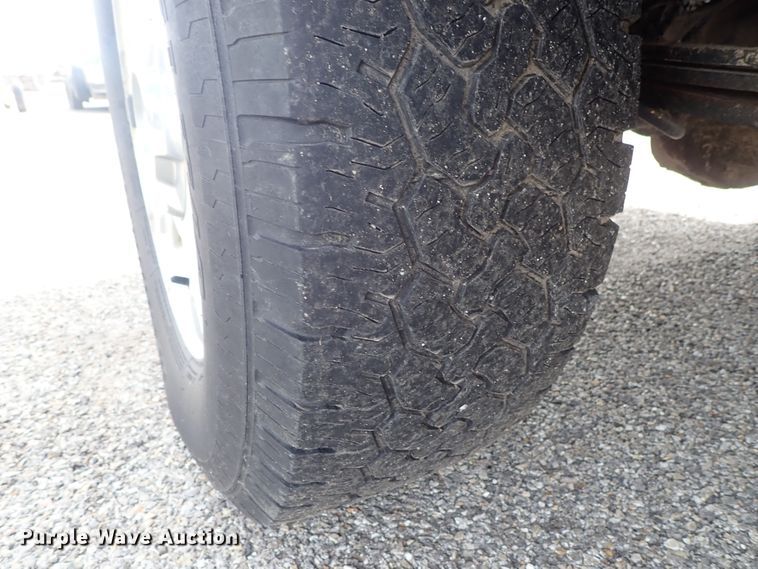 image for item DE1051 2010 Ford F150 pickup truck