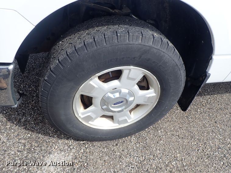 image for item DE1051 2010 Ford F150 pickup truck