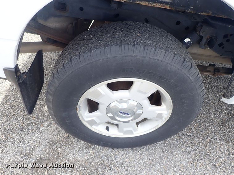 image for item DE1051 2010 Ford F150 pickup truck